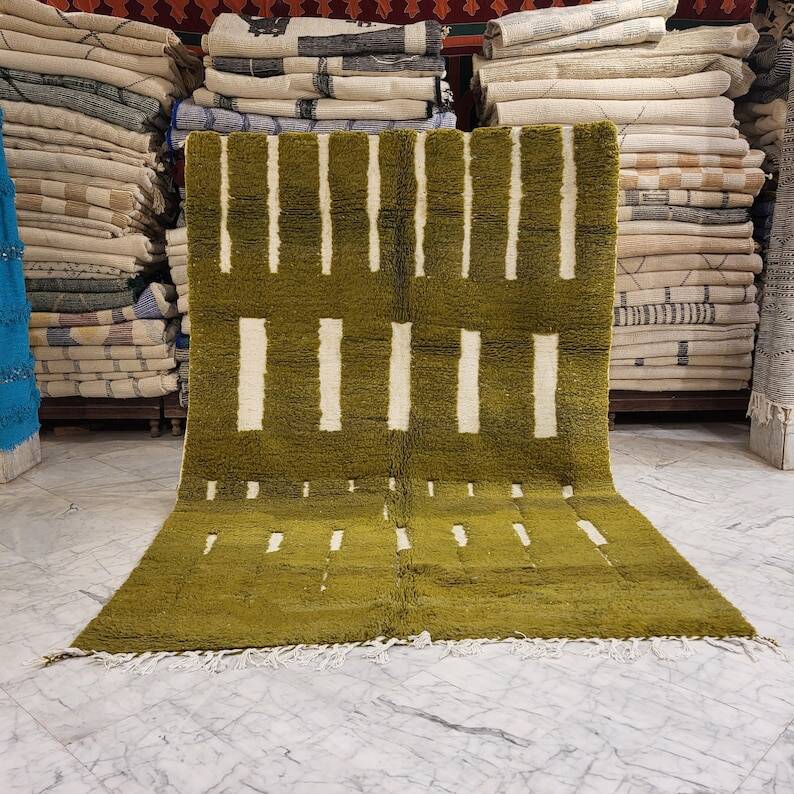 Handmade Moroccan rug 250cm x 150cm