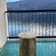 Table d'appoint sculpturale Palladio en marbre Breccia, design collectible italien