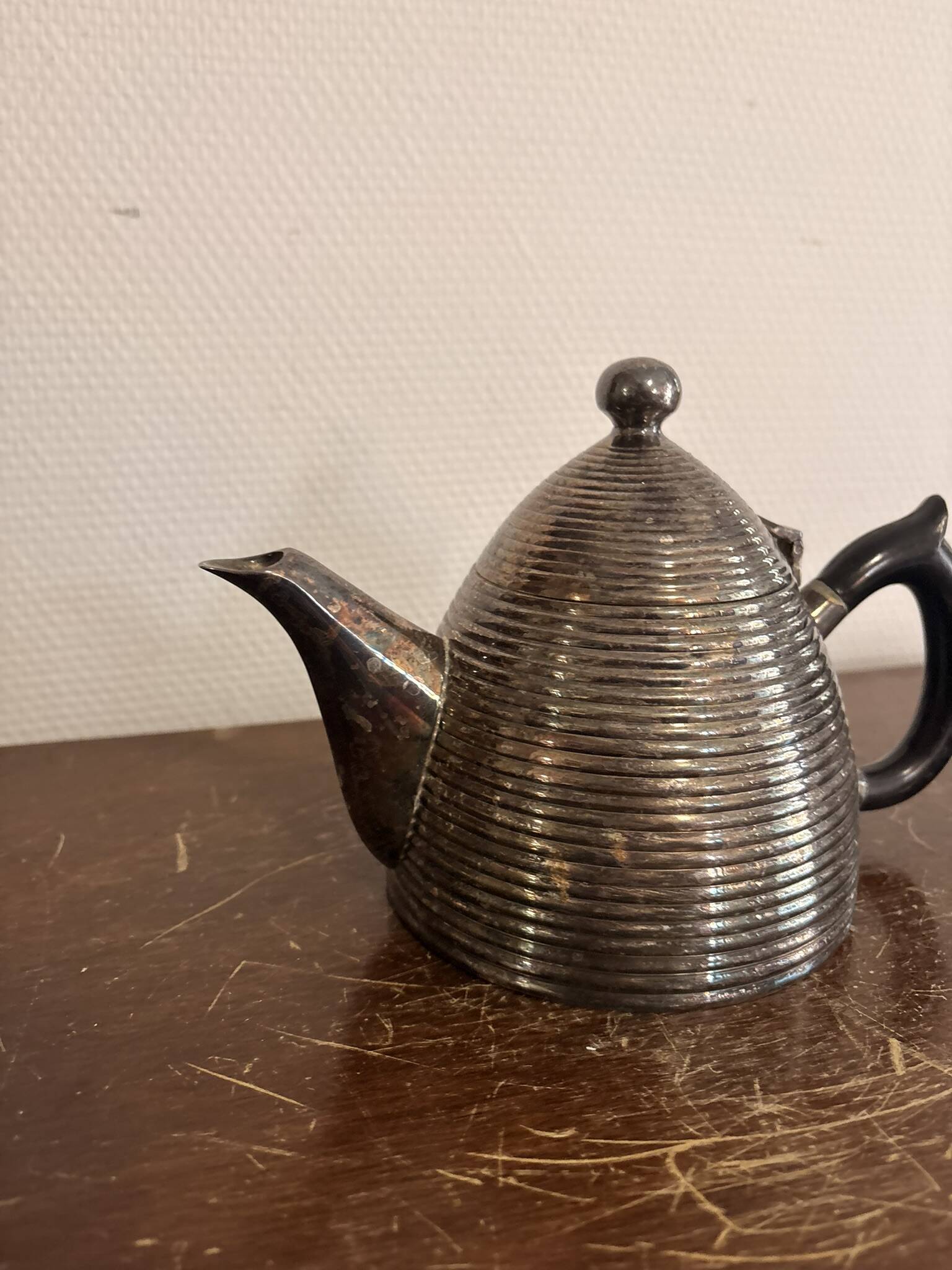 Vintage beehive shaped teapot silver-plated late art deco modernist