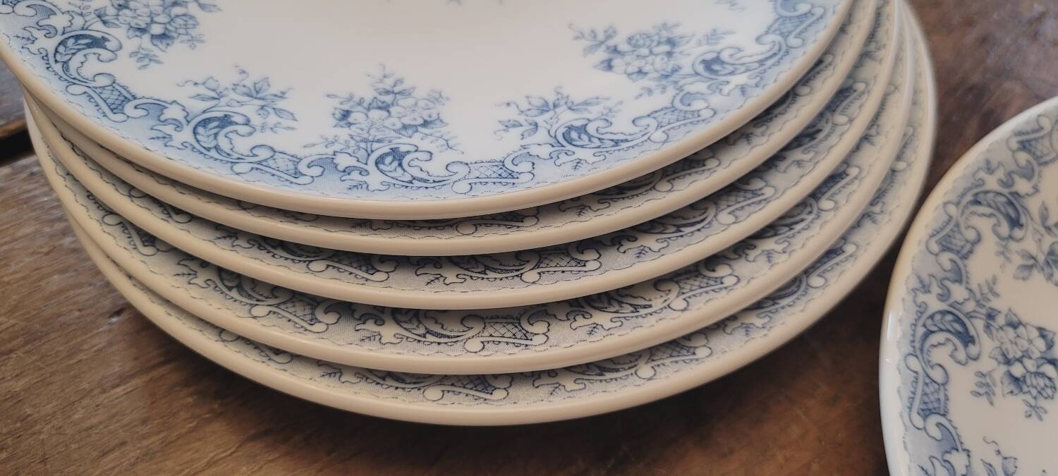 Rivanel 60's blue dessert plates