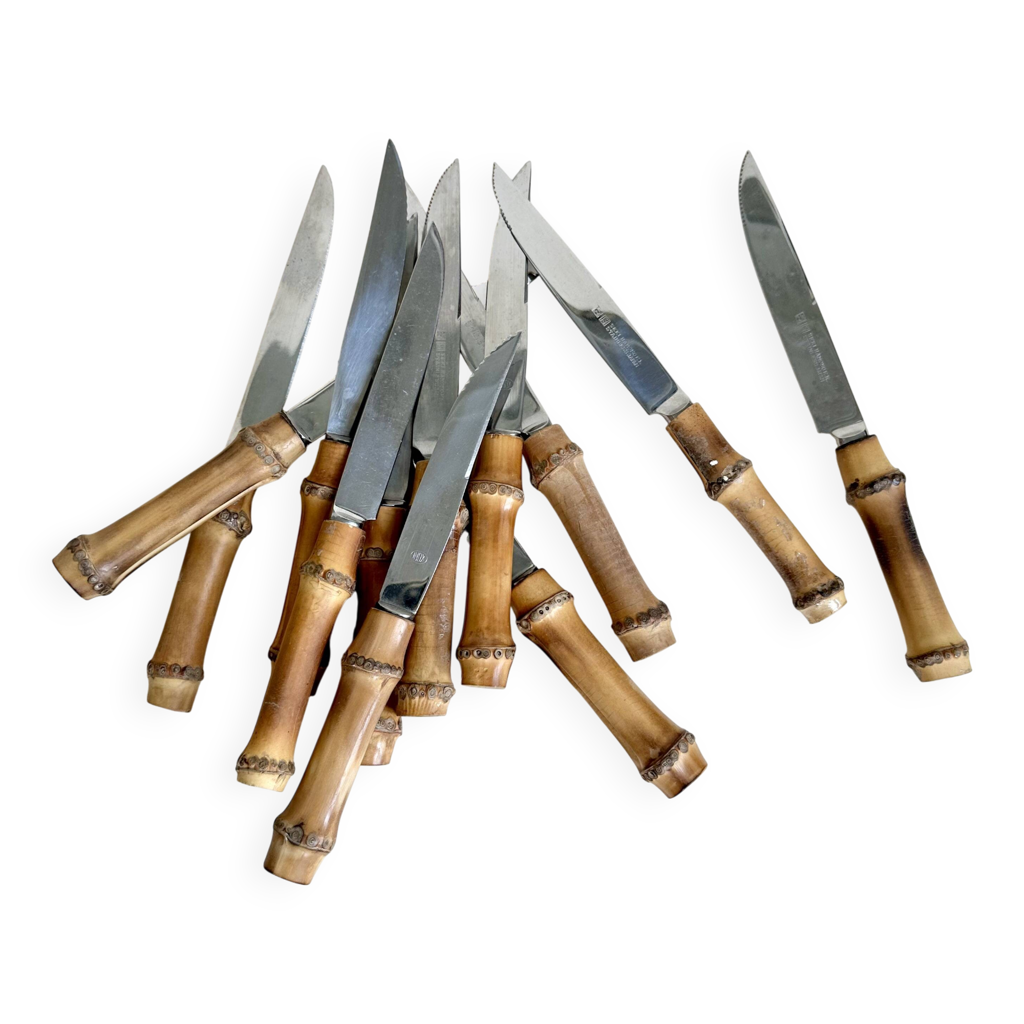 Set of 12 knives with bamboo handle