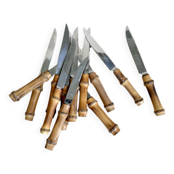 Set de 12 couteaux avec manche bambou