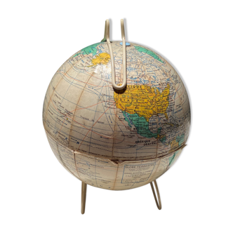 Paper Globe printed by Maison Girard Barrère - Thomas publisher