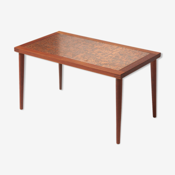 Table basse scandinave en teck et tablette en cuivre