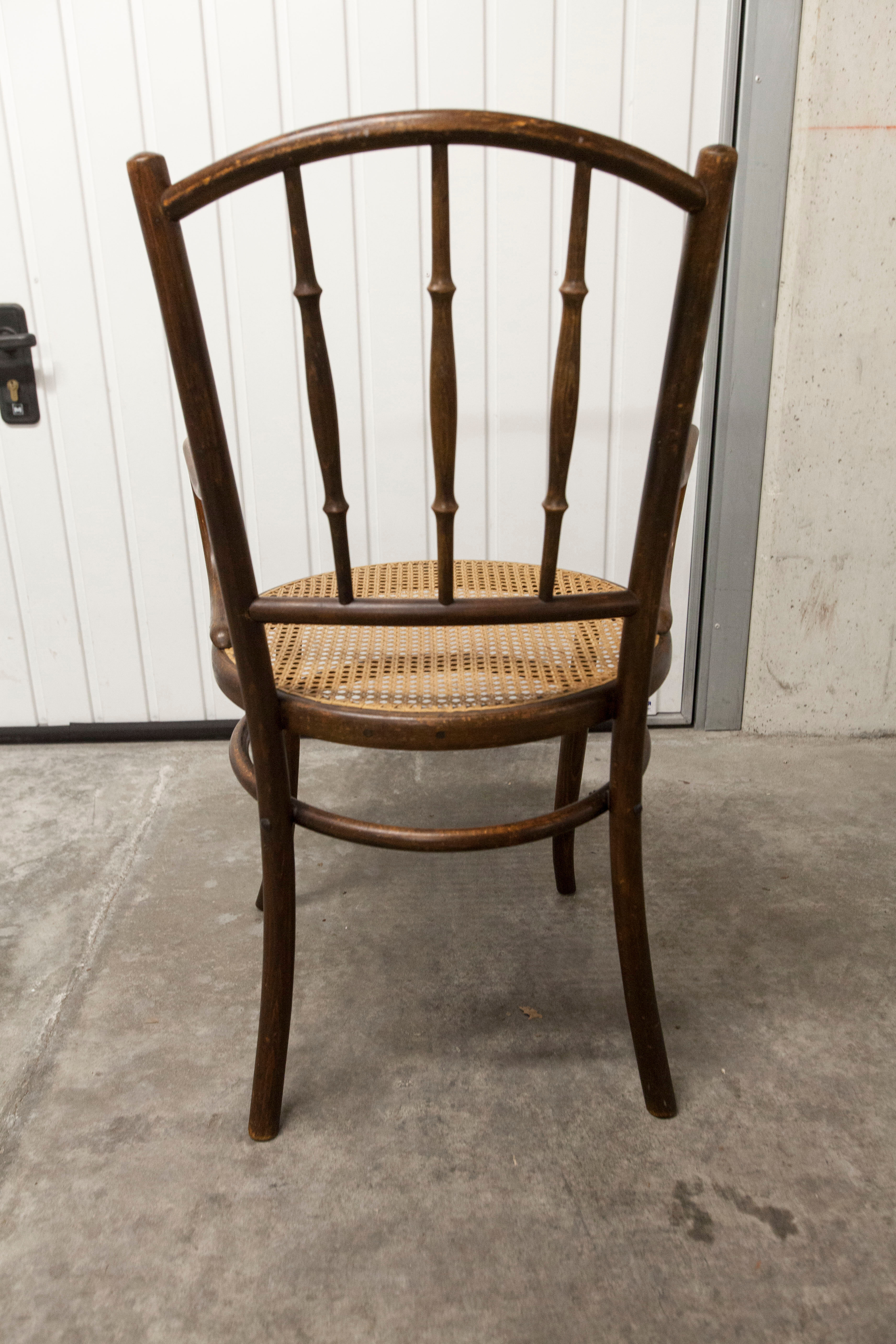 Fauteuil scandinave Fischel cannage 1900