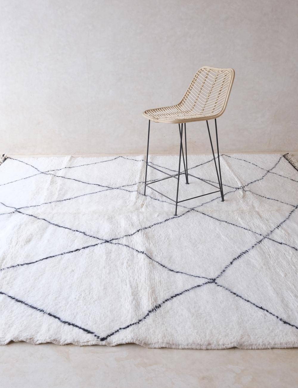 Beni Ourain rug - 277 x 252 cm