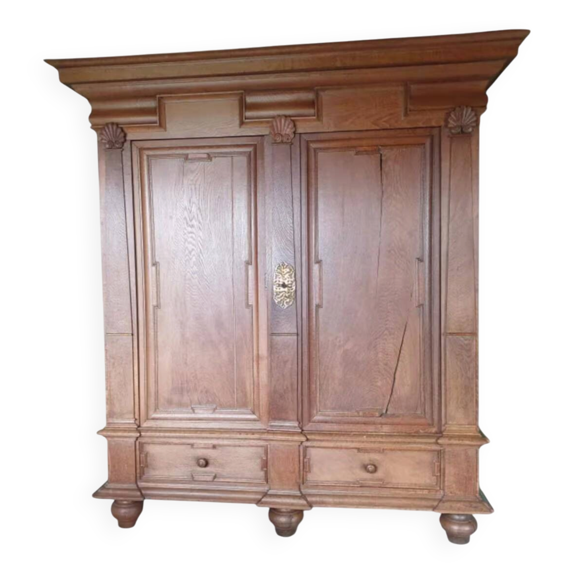 Baroque oak wardrobe, Northern Europe circa 1730-50
