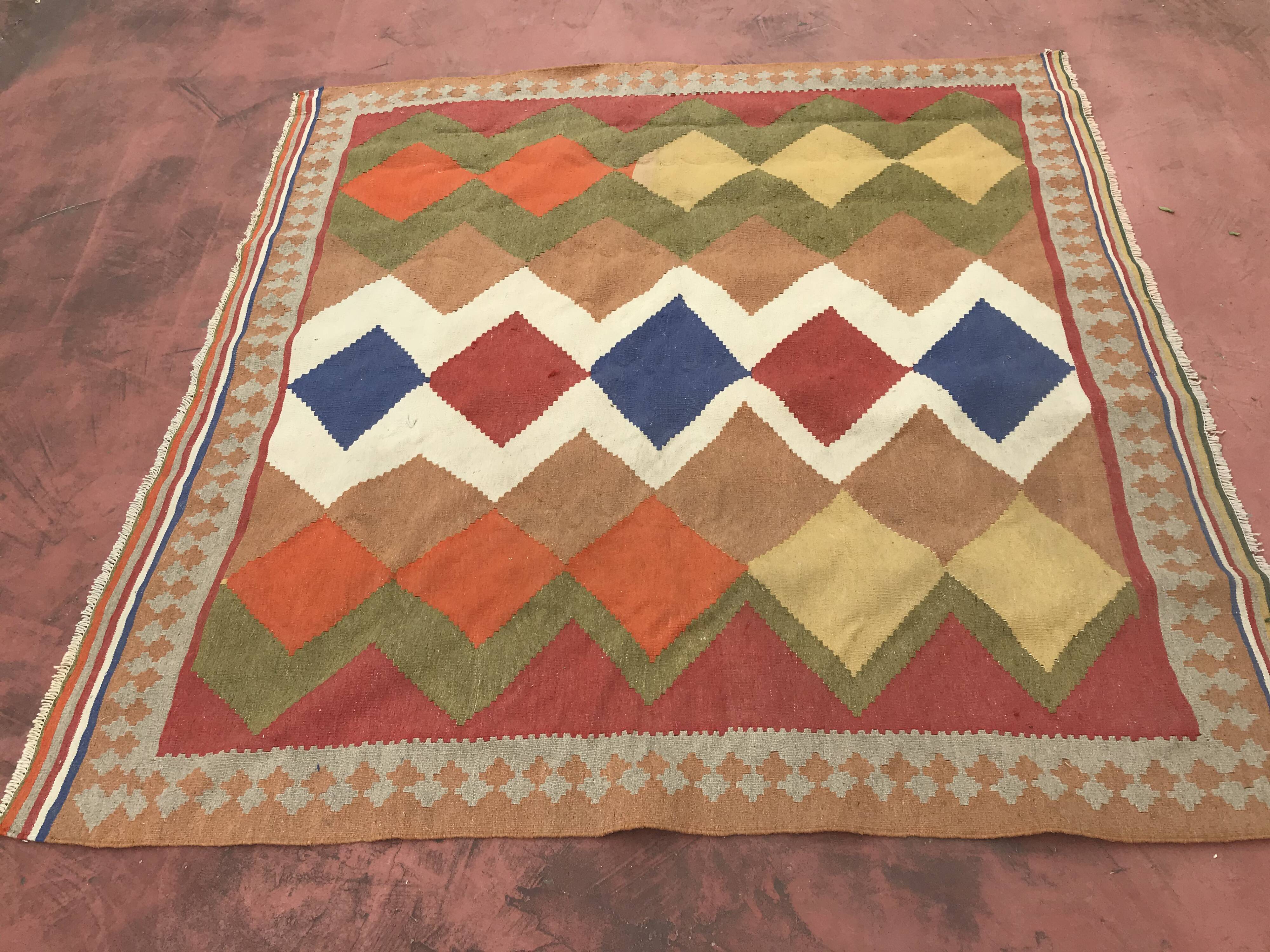 Kilim carpet 201x191cm