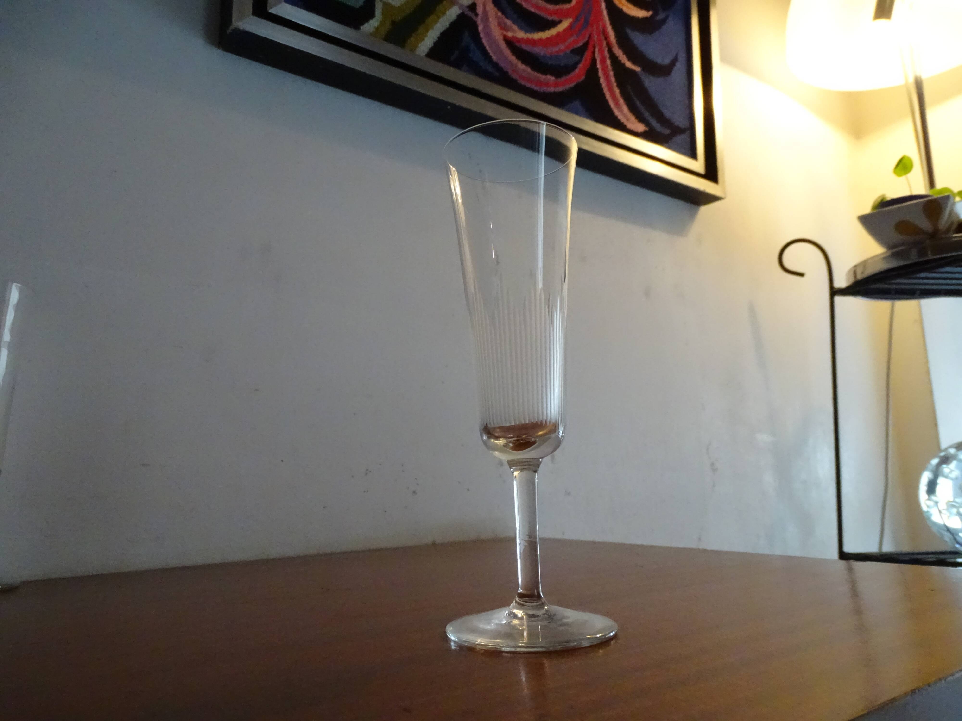 6 flutes champagne crystal cut art deco style