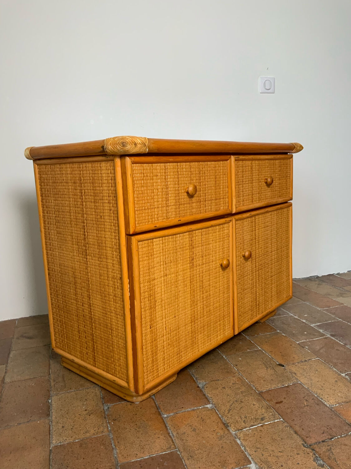 Buffet en rotin et bambou