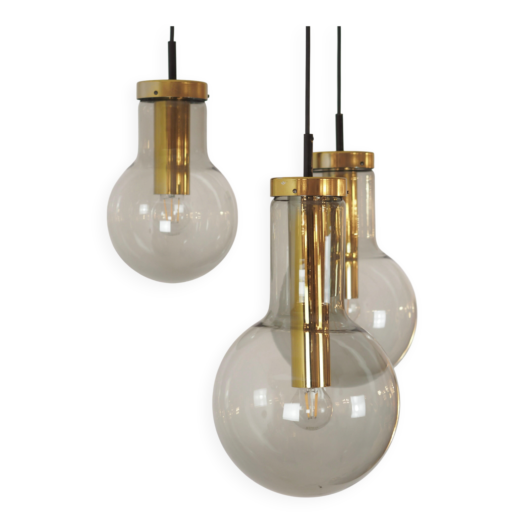 Rare Trio de lampes suspendues "Maxi Globe Lighting" par RAAK Amsterdam, années 1960