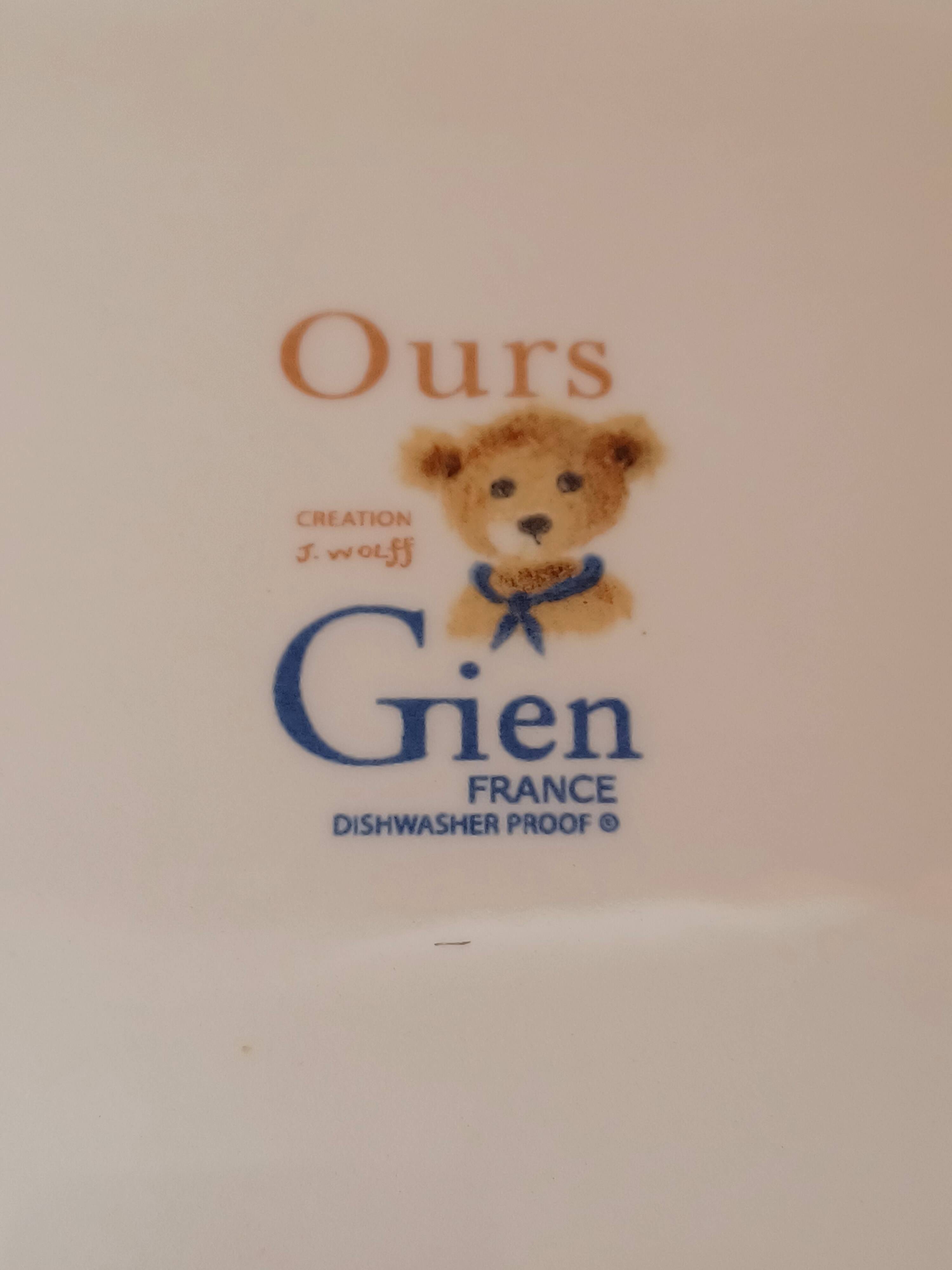 Gien bear cake dish.