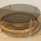 Table basse vintage en verre, rotin et lucite années 70