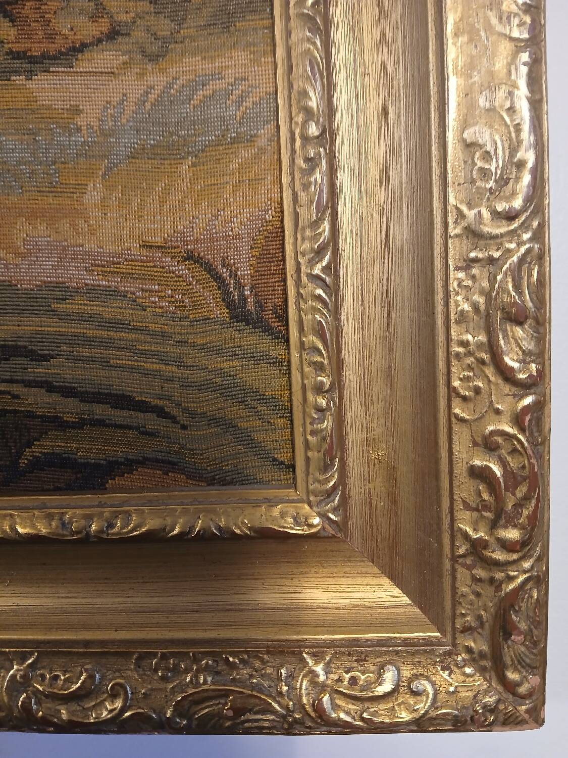 Large jacquard tapestry with a gilded wooden frame – 163x83 cm.