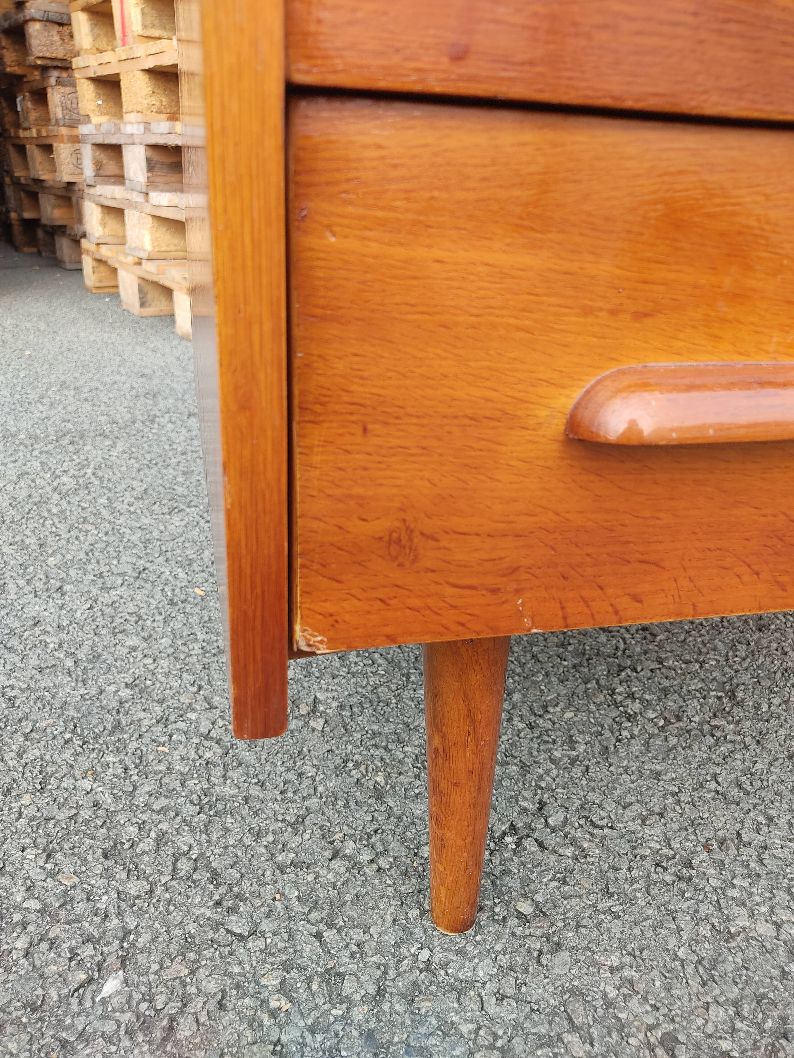 Vintage chest of drawers
