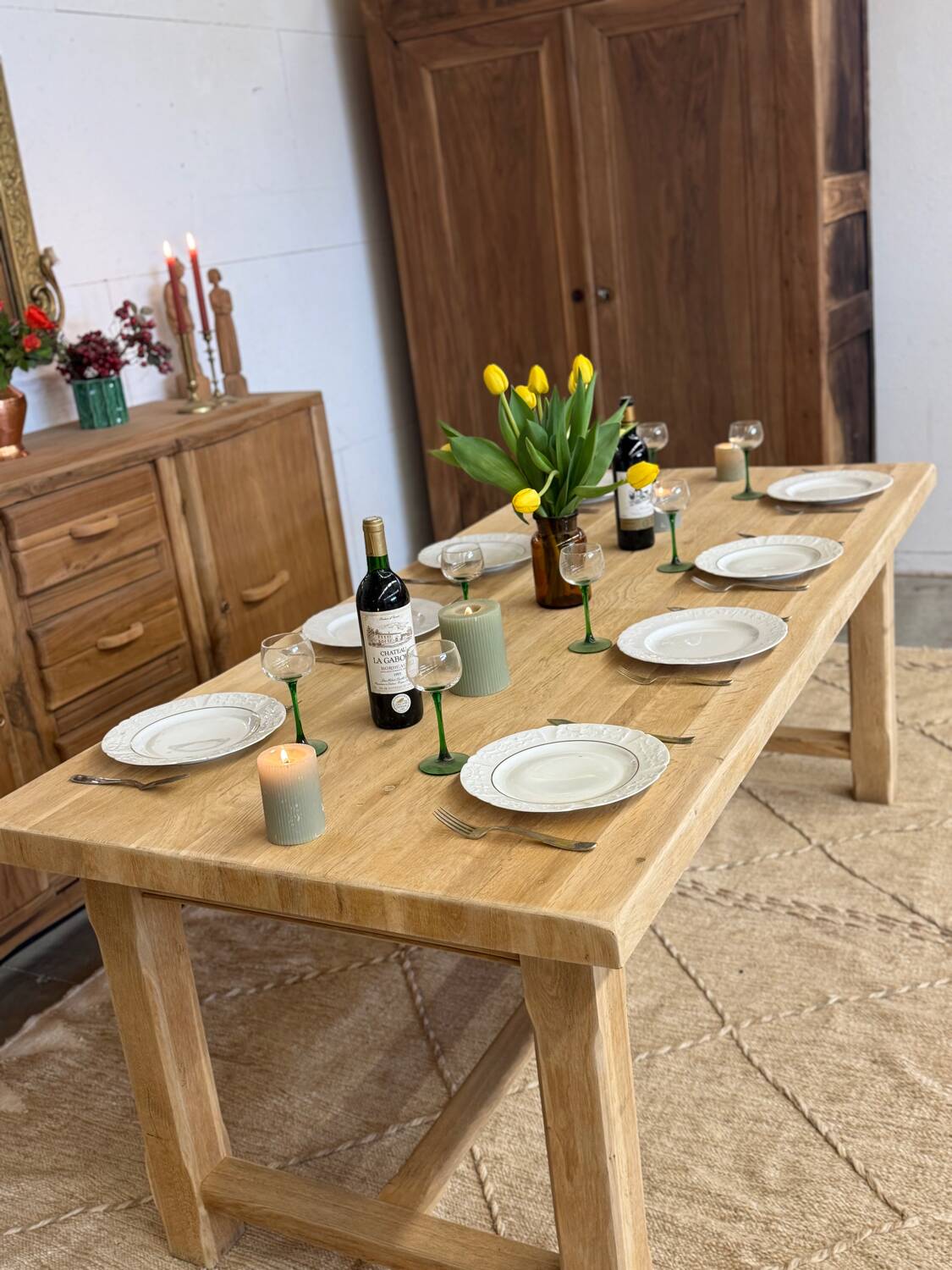 Farm table with extensions