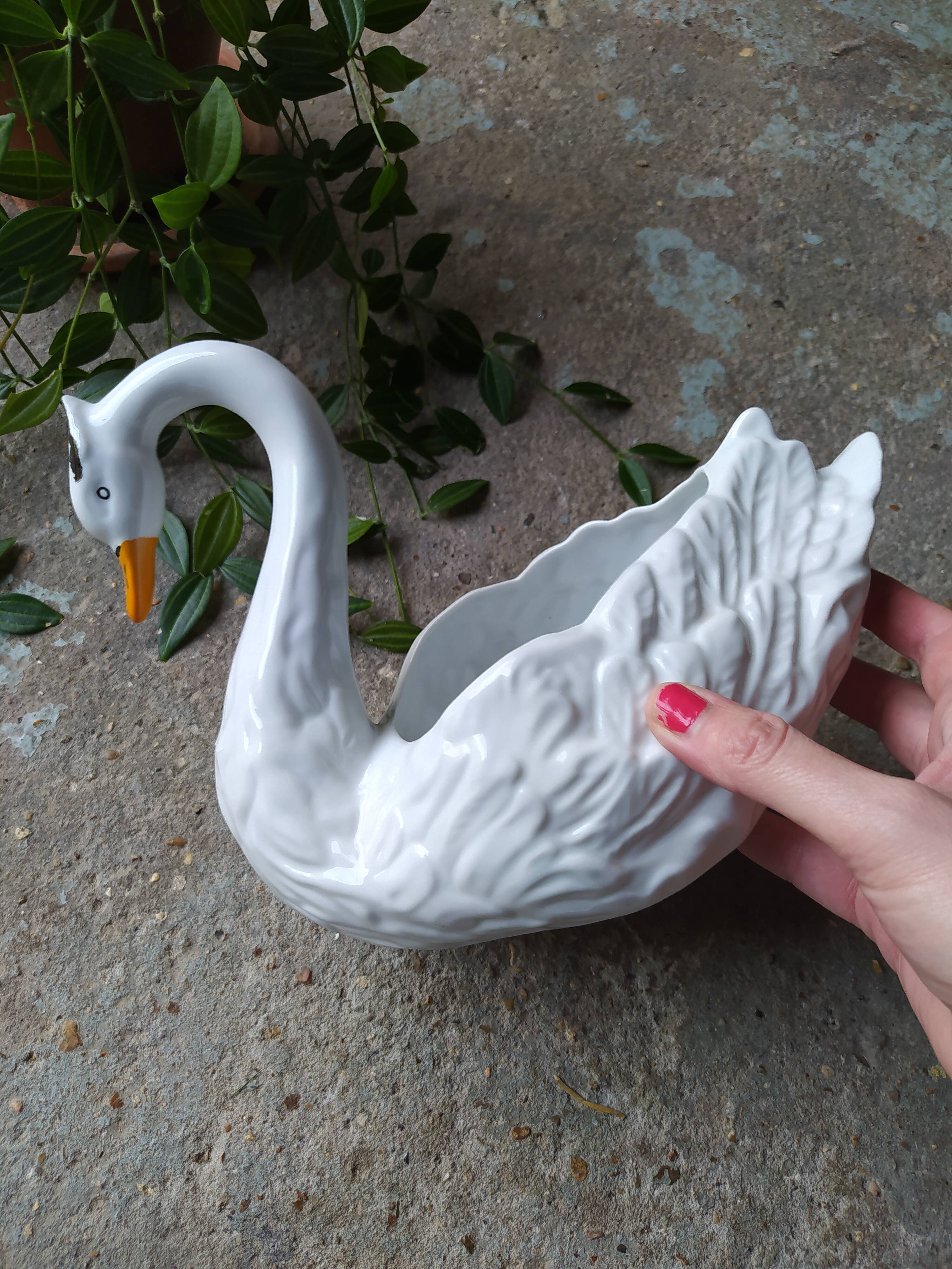 White Swan Cache Pot / Vase