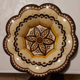 Basket, dish in Quimper earthenware signed HB