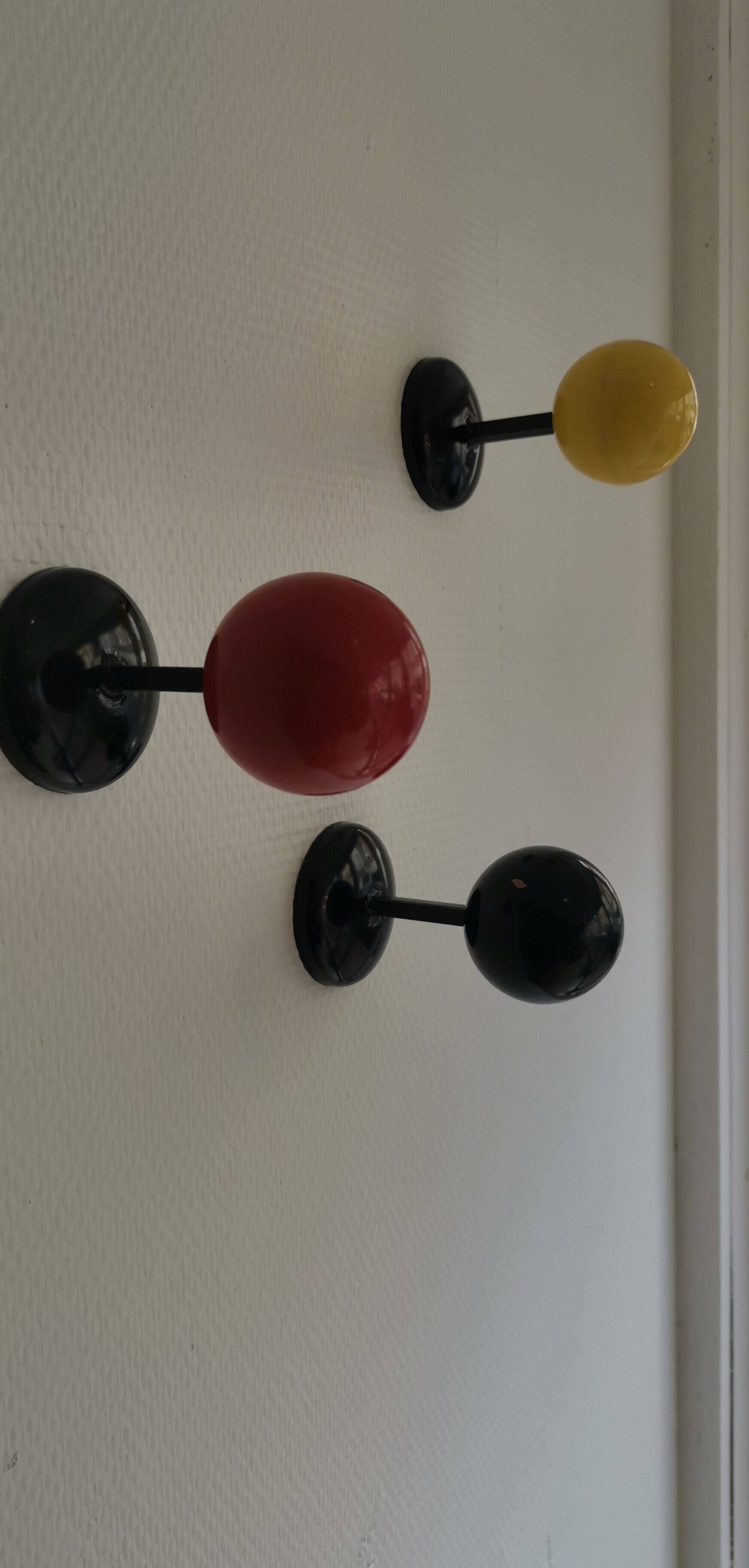 Hooks/coat rack colorful ball from the 50s