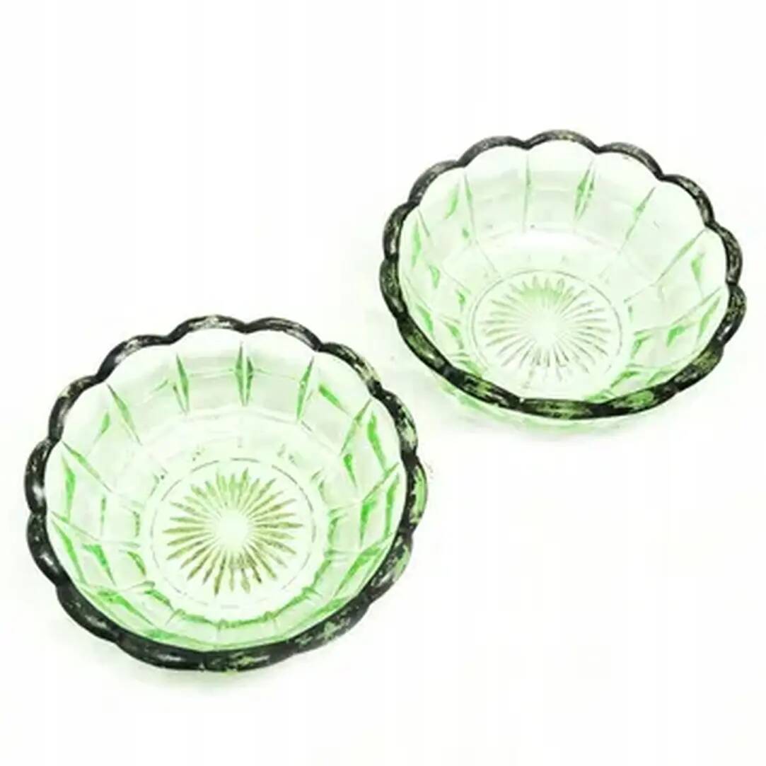 Paire de coupes à dessert Art Déco, verre uranium, Verrerie Niemen, Pologne, années 1930