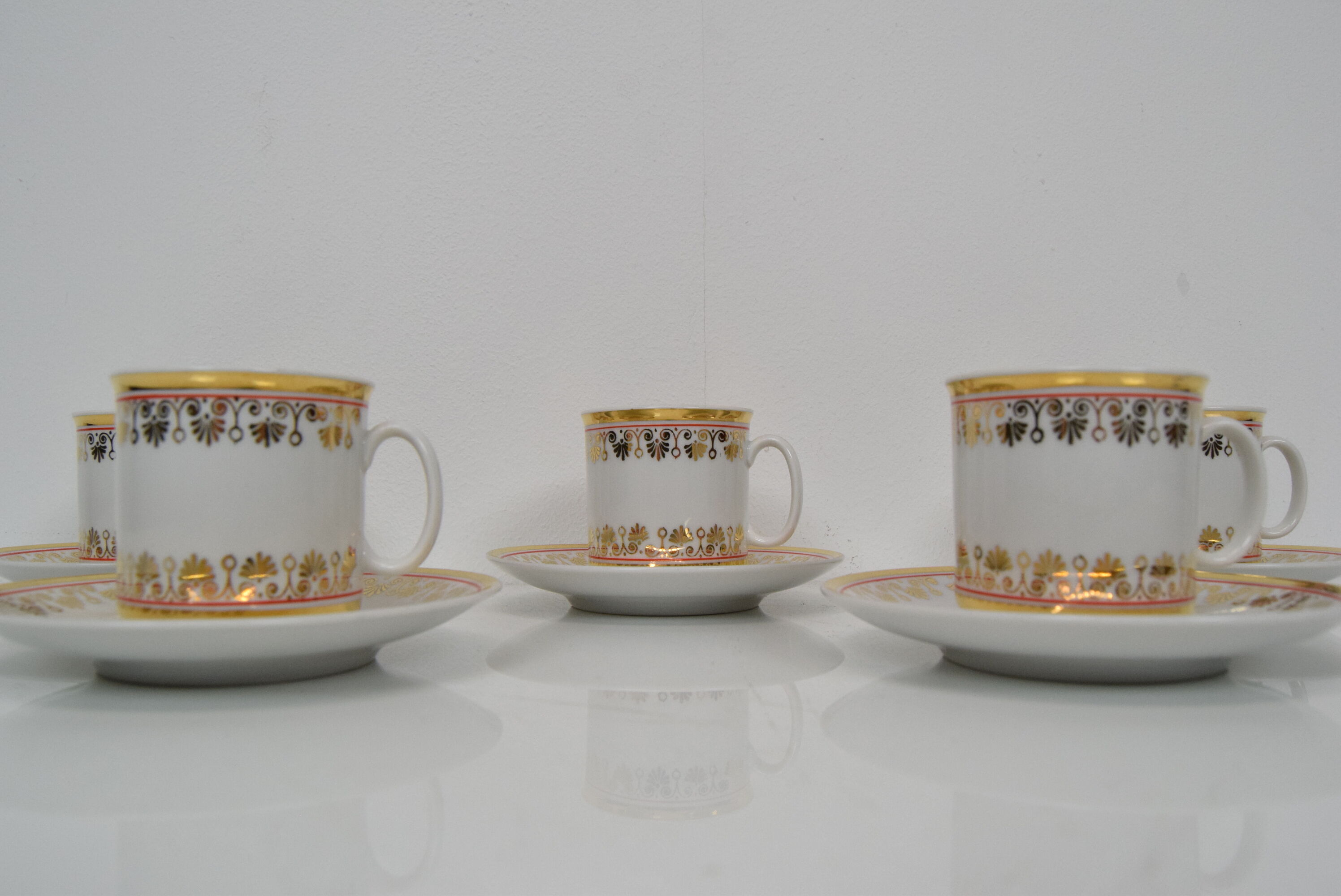Set Porcelain for tea or coffee,Carlsbad porcealin by company Epiag D.F.,Circa 1960'S.