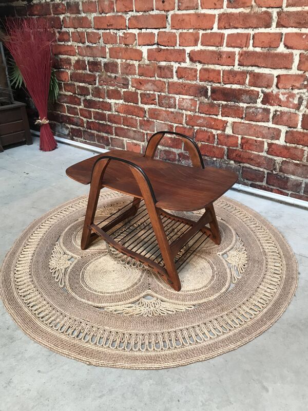 Table basse avec porte revue scoubidou