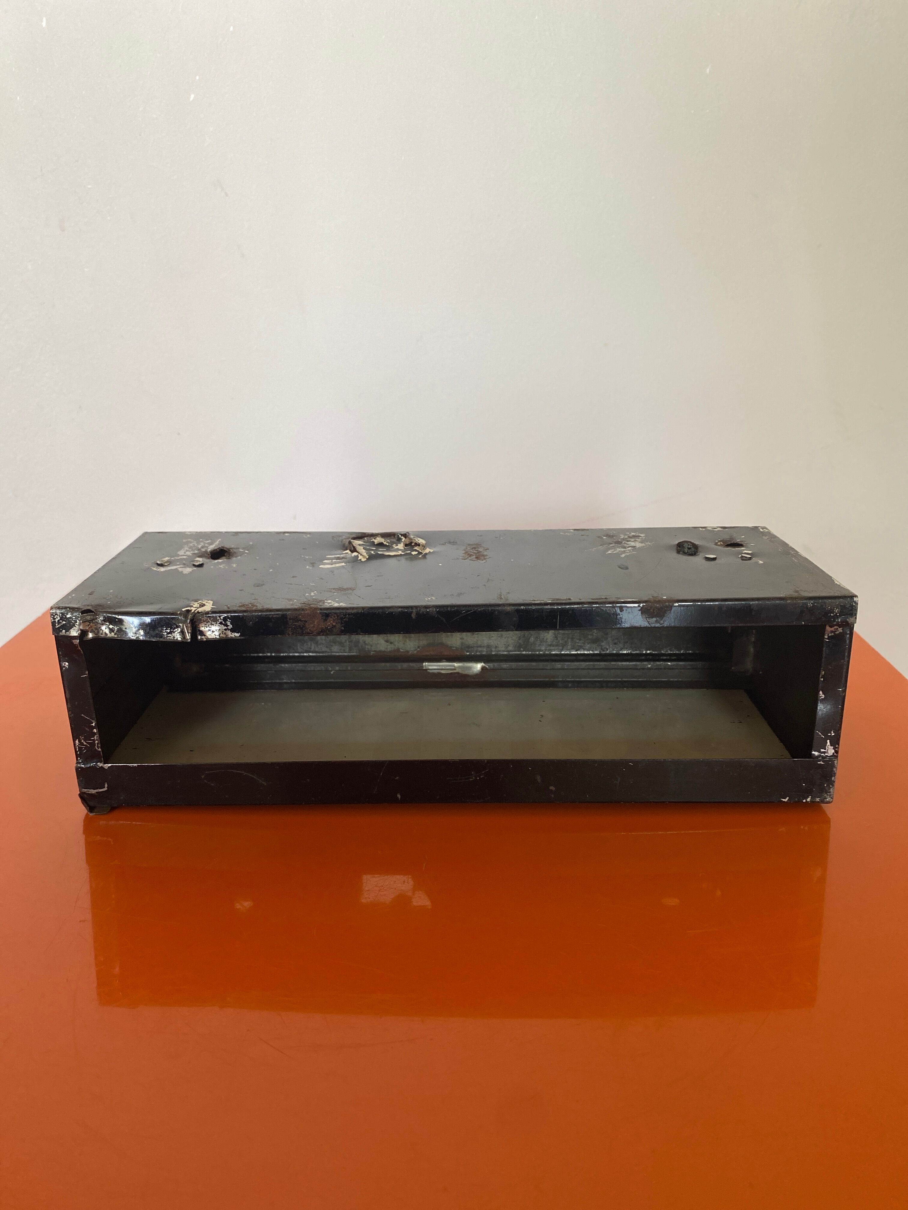 Luminous sign applies VINTAGE EXIT