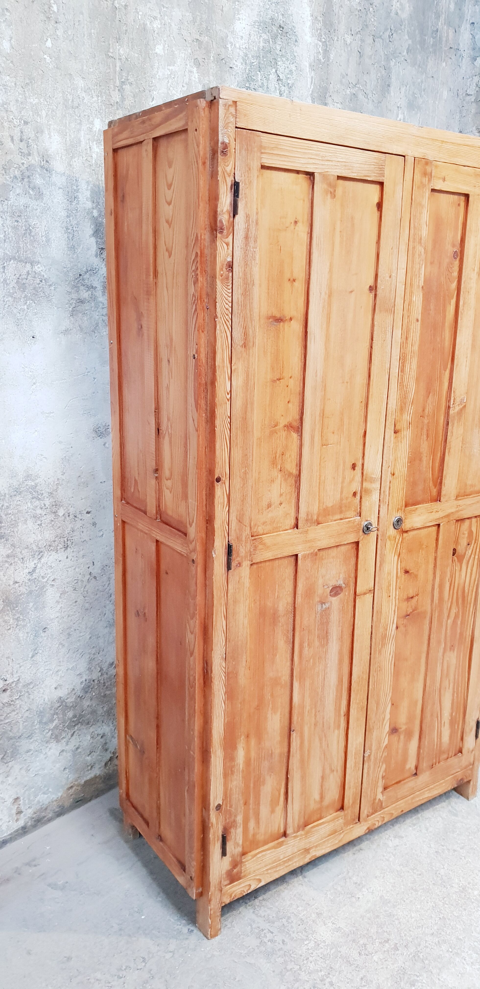 Vintage Parisian wardrobe