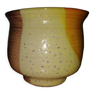 Enamelled pot