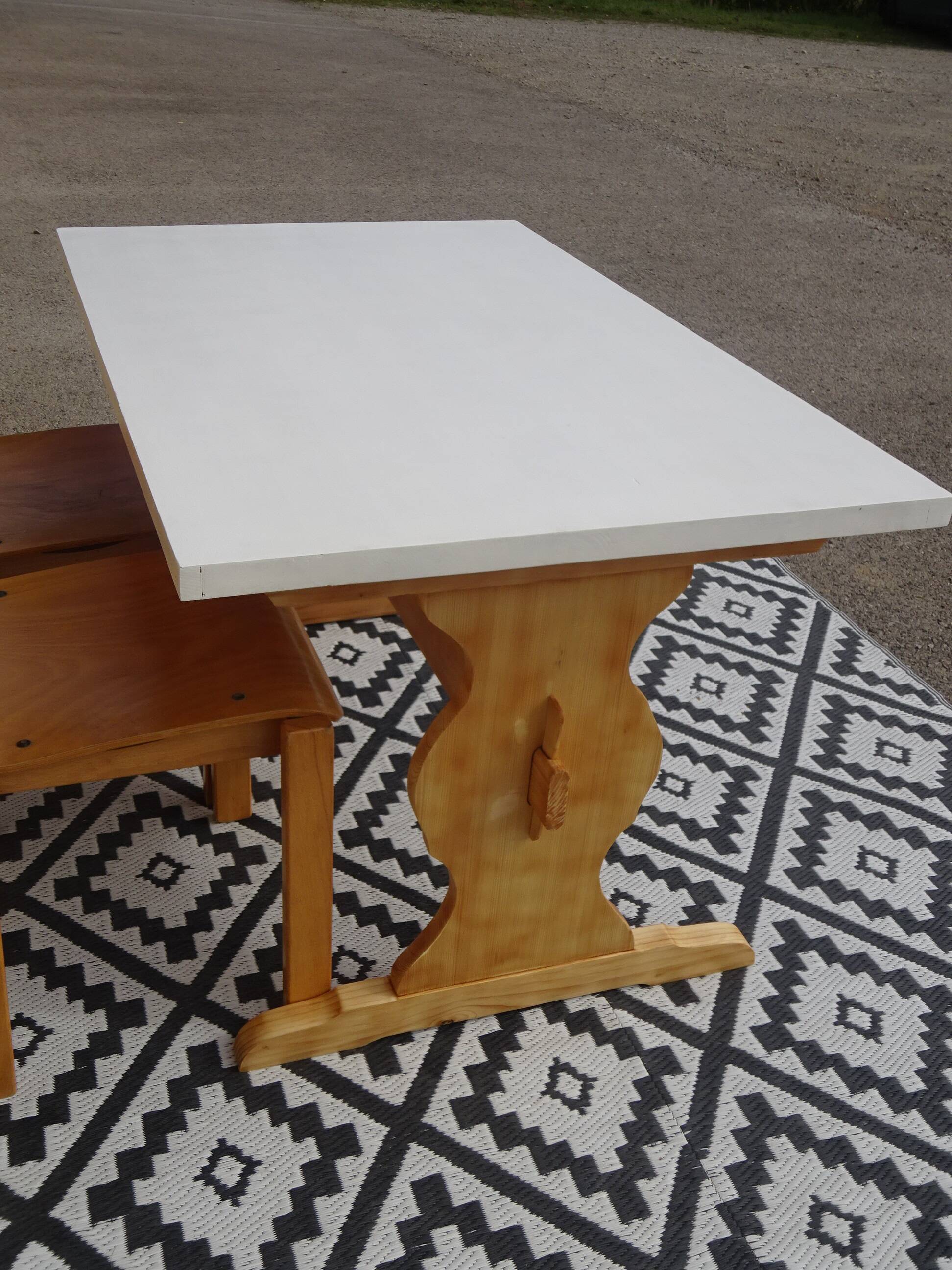 Pine table, white top