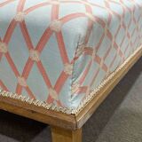 Lit de repos anglais début XXème en chêne, quelques tâches sur le tissu