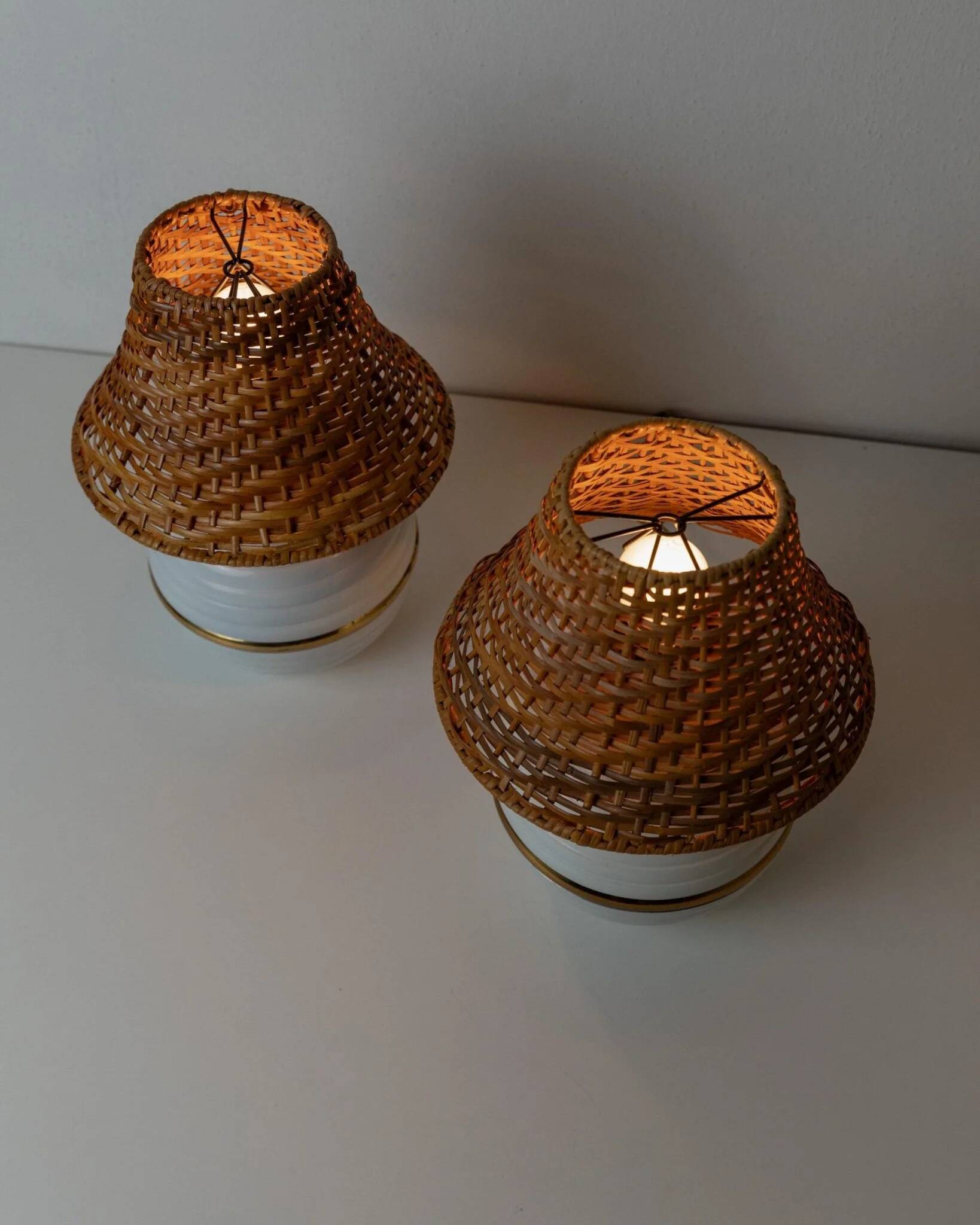 Pair of vintage table lamps – white metal with rattan shades, gold details, Italy 1980s