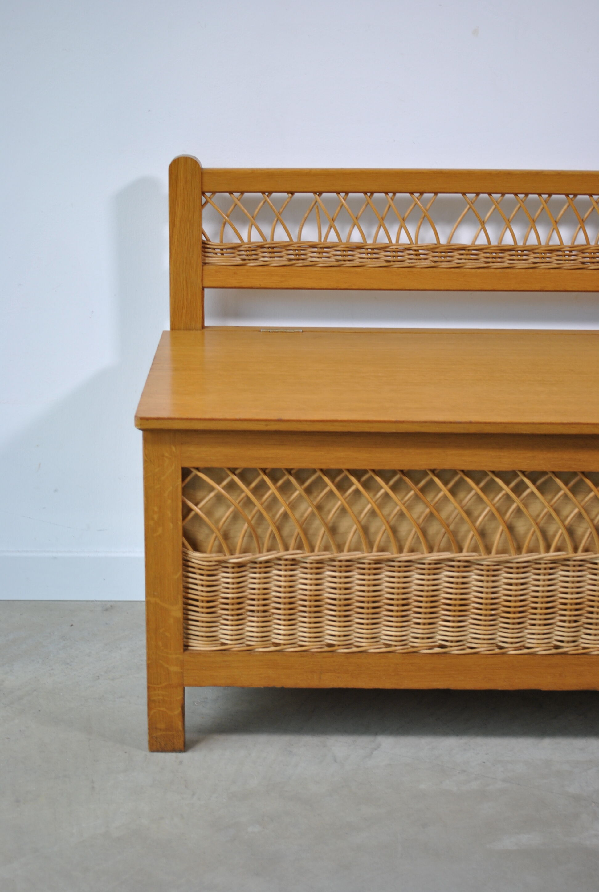 Rattan chest bench 1970