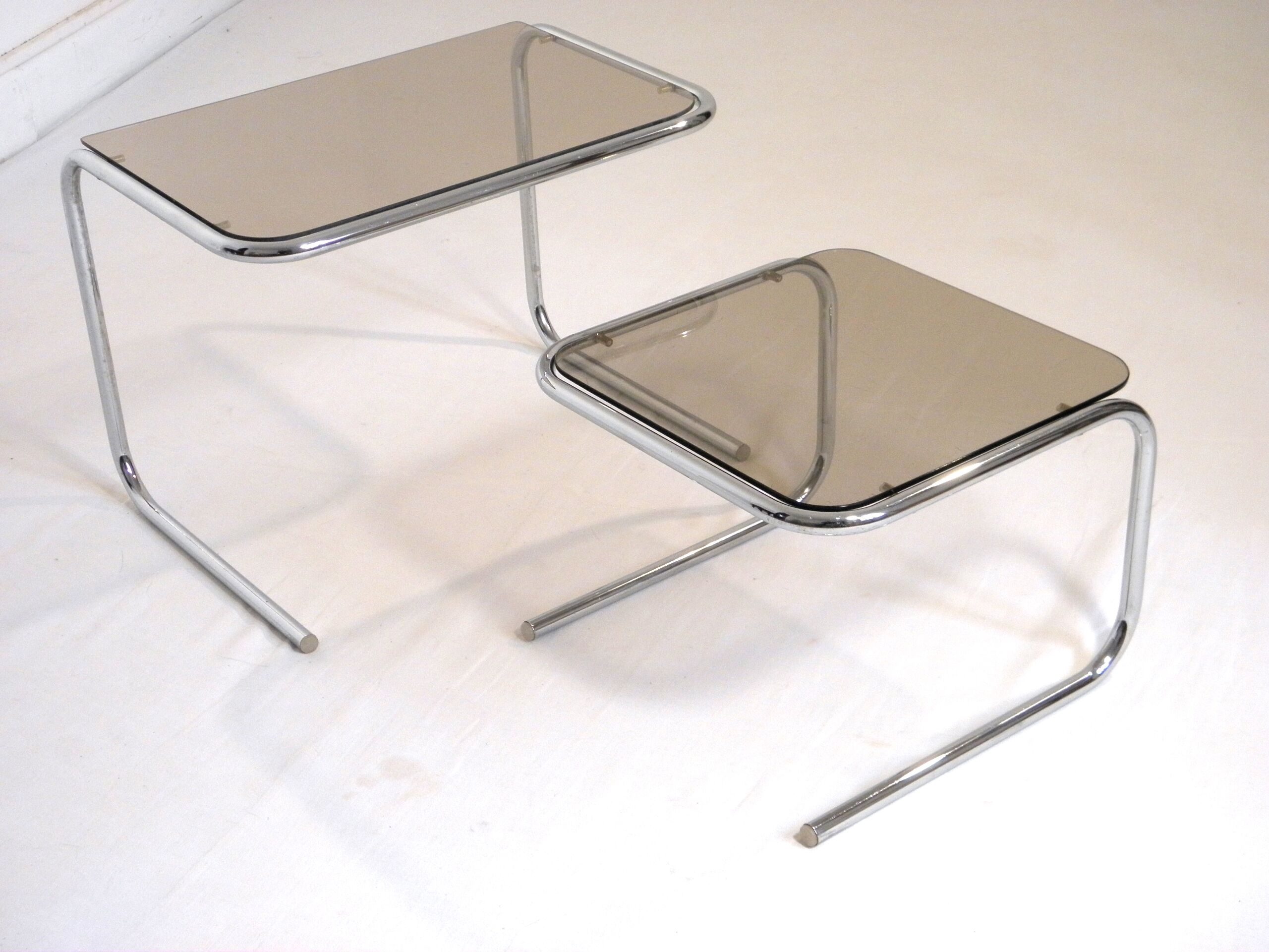 Two tables gigognes glass and chrome