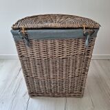 Wicker laundry basket