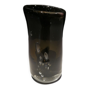 Vase en verre soufflé
