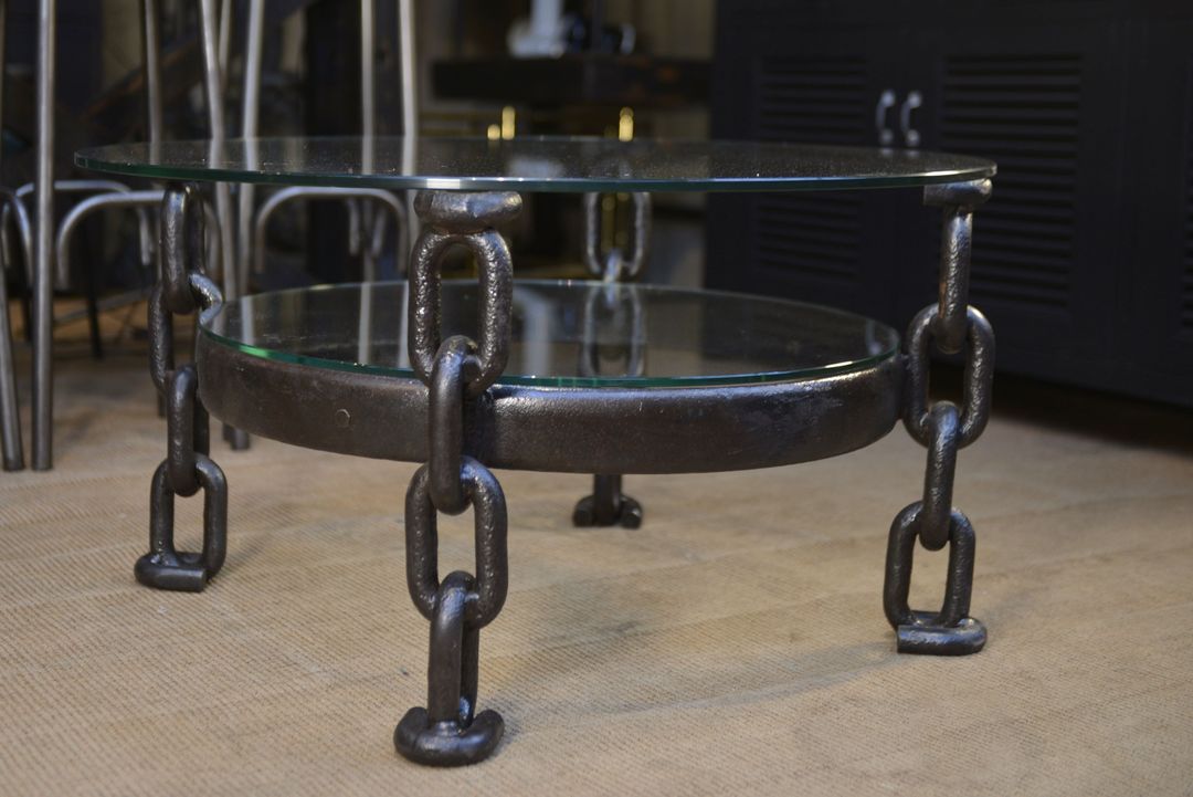 Round coffee table steel chain links 1970