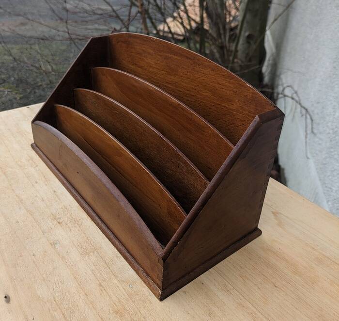 Letter holder, mail holder