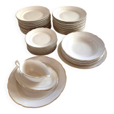 Service of 53 pieces of plates and dishes by Villeroy & Boch in cream and gold, model Saar.