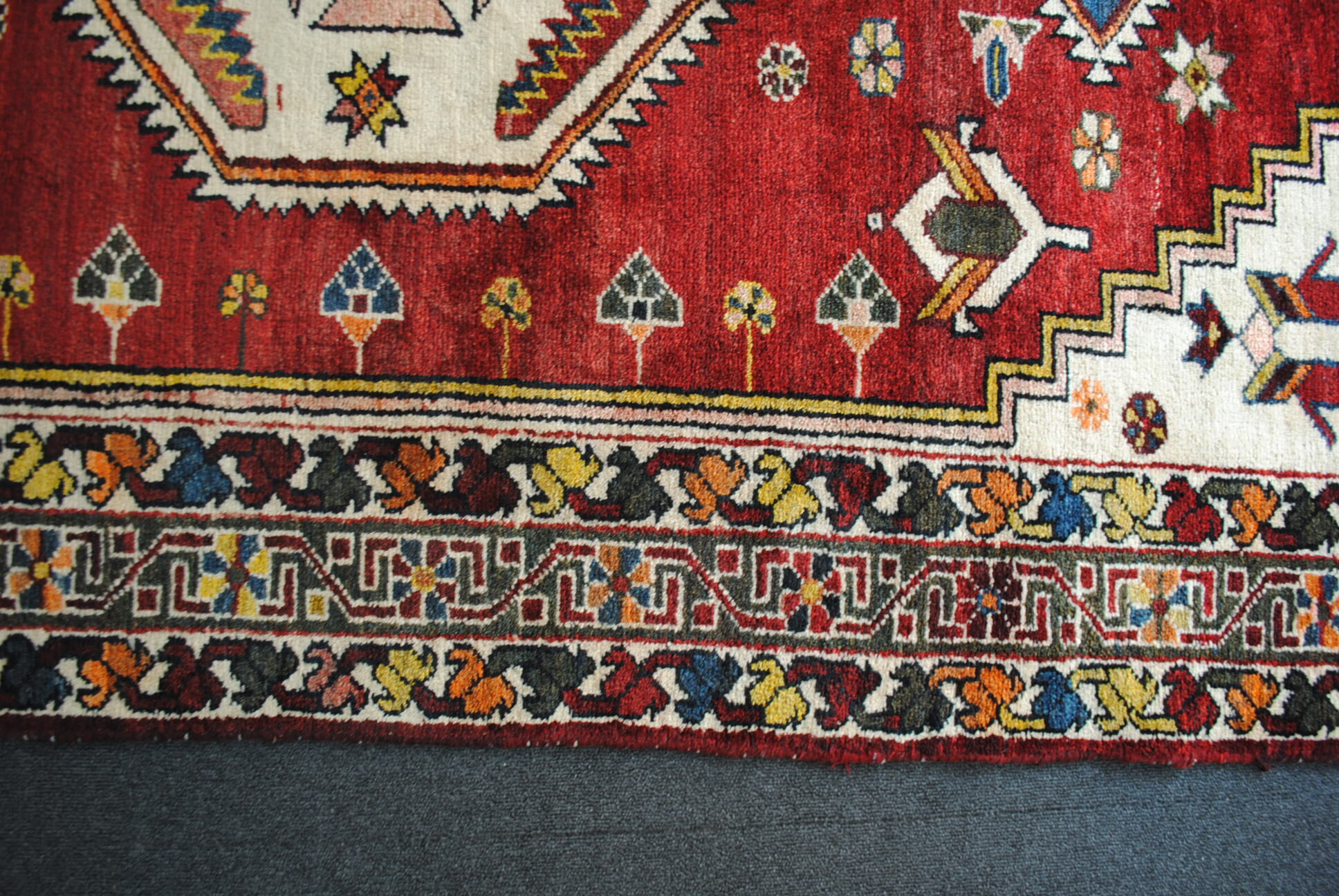 Carpet Persian athentique of the 1970s, knotted hands 208x134cm