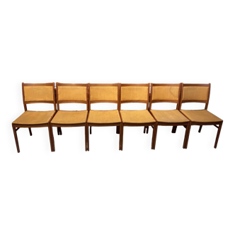 Set of 6 wooden chairs