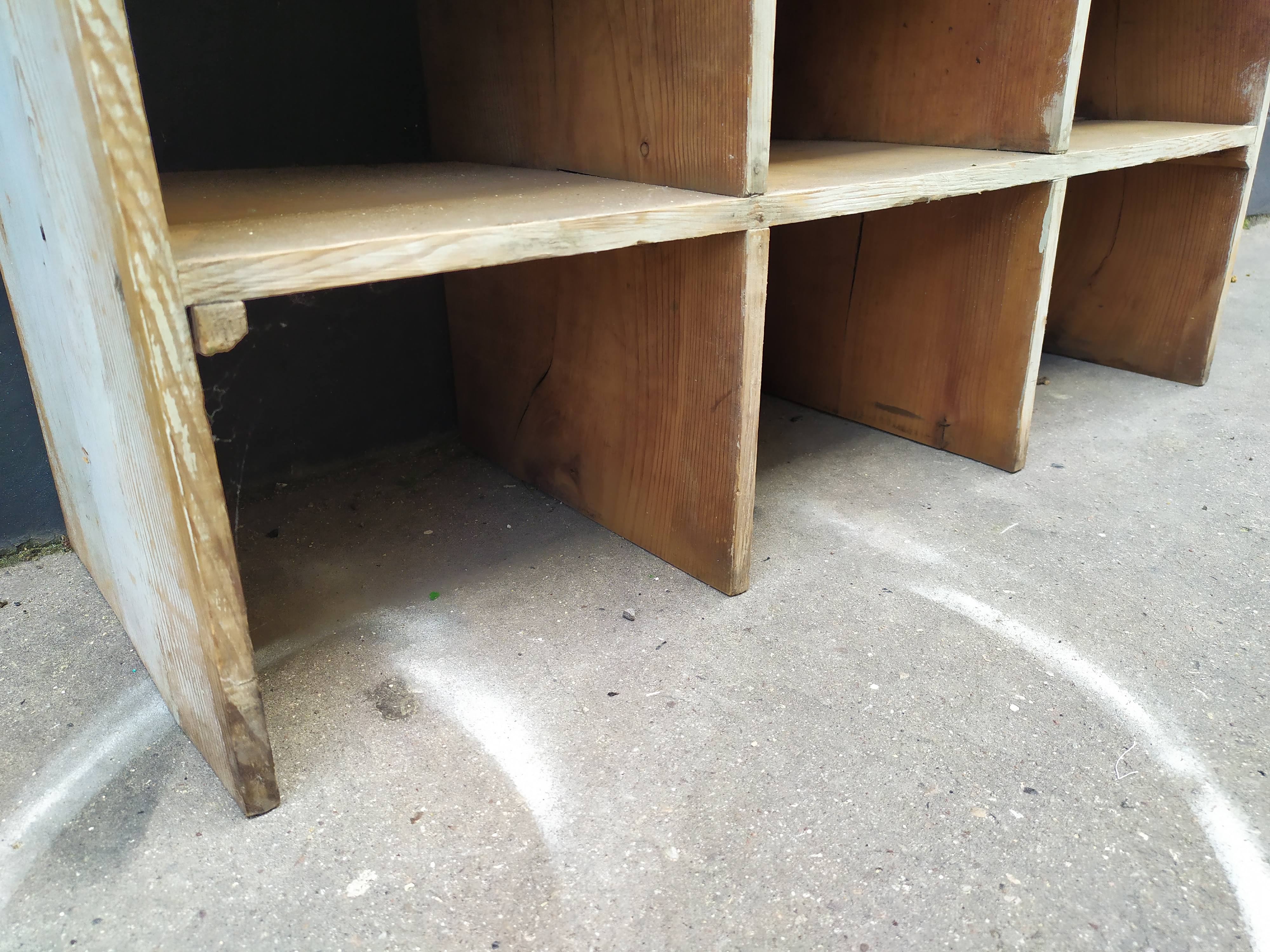 Wood-burning storage unit with an industrial locker