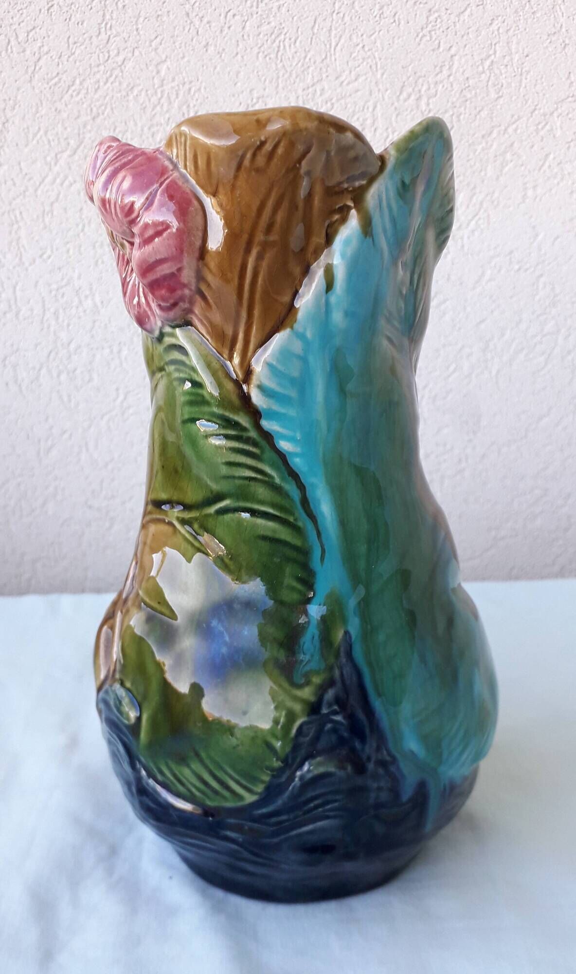 Slipware vase