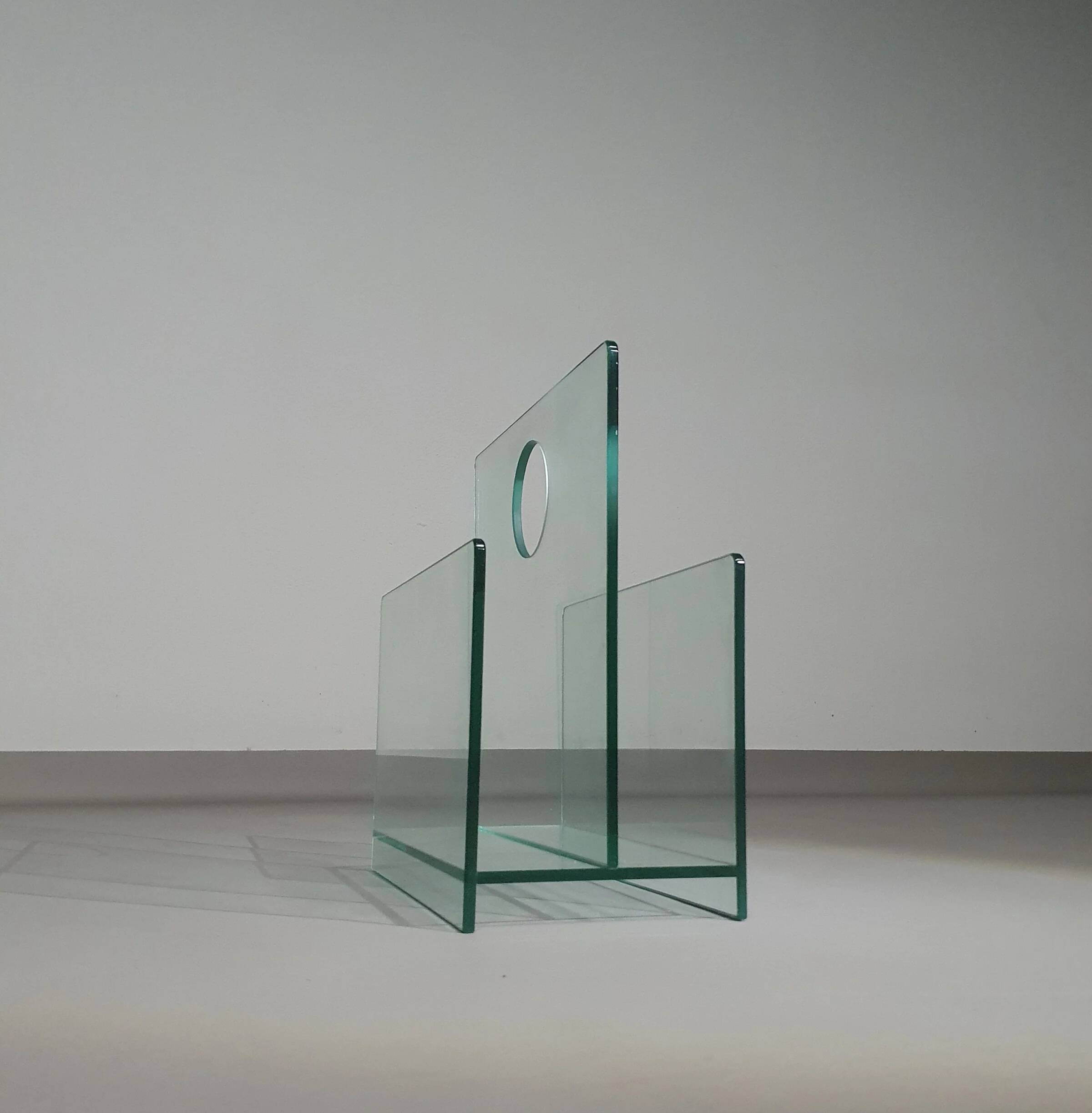 Porte-revues / verre / années 1980