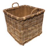 Lingerie basket