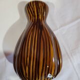 Domino Vase