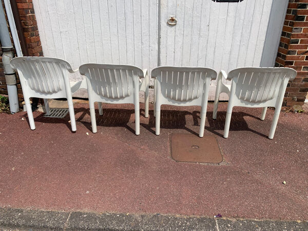 4 fauteuils jardin allibert  « dangari » de Pierre Paulin