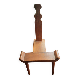 Tabouret tripode bois massif artisanal