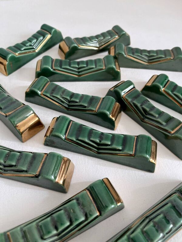 12 porte couteaux vert et doré en céramique vintage années 50