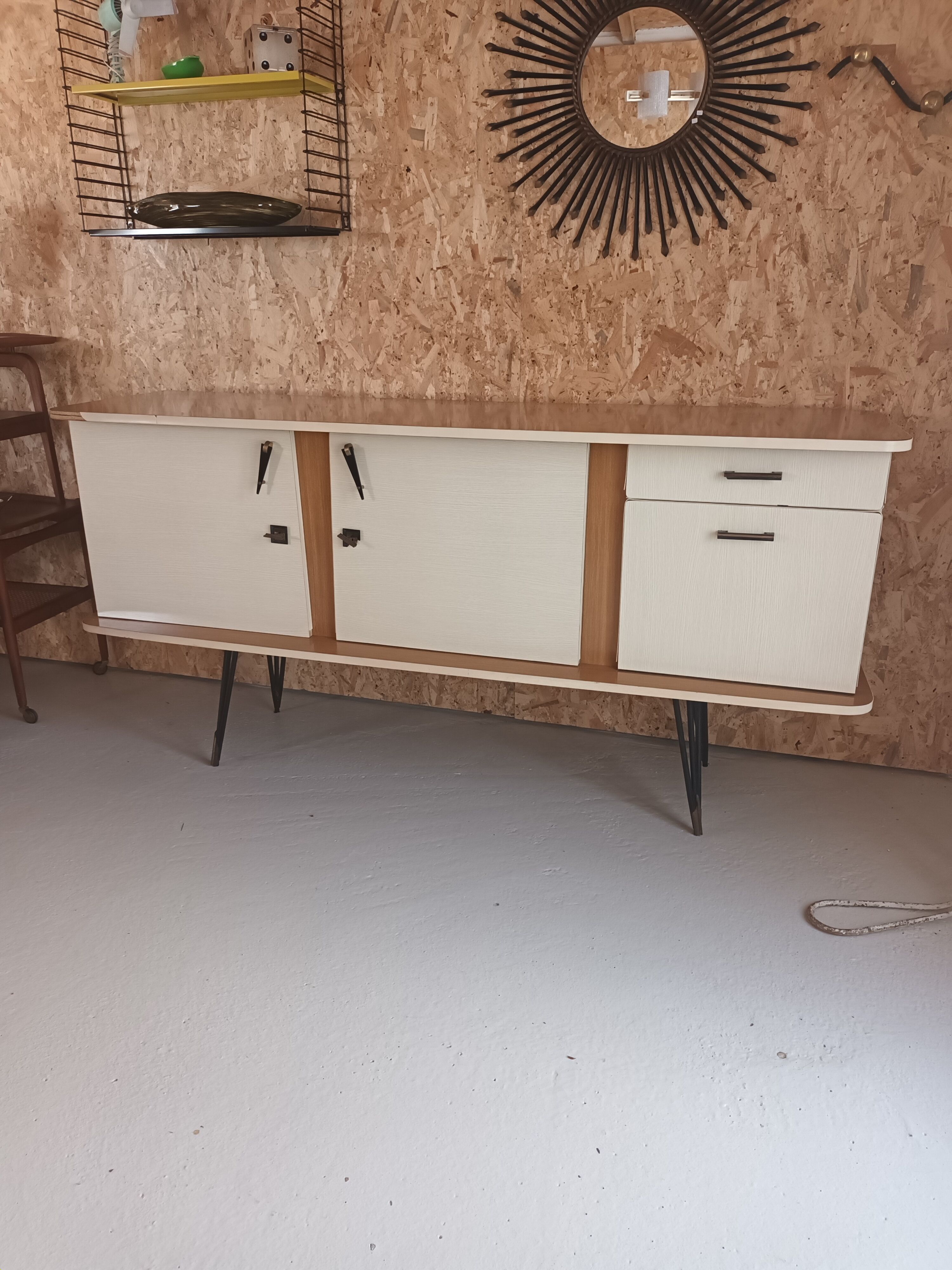 Buffet vintage en formica